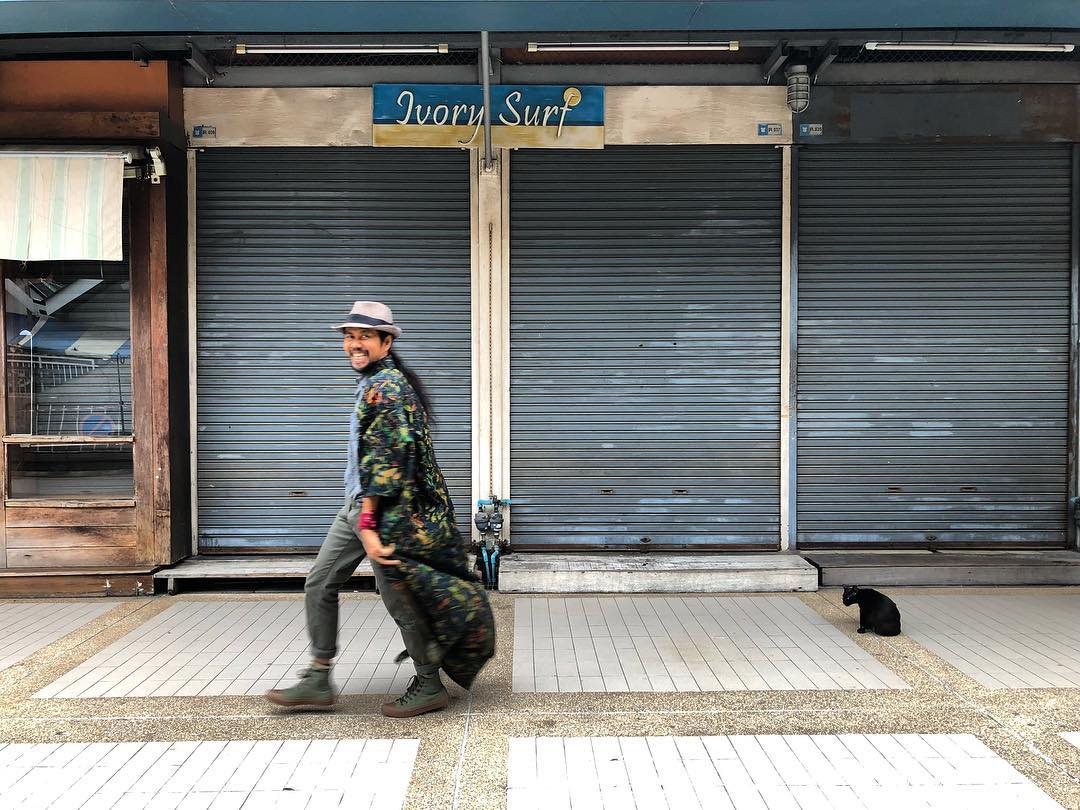 Customer wearing Sumo Vintage